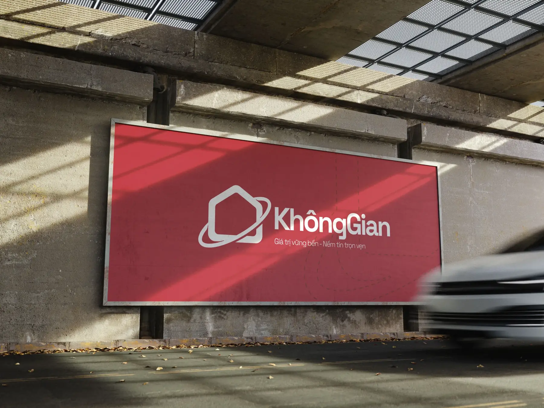 Không Gian · Xây dựng thương hiệu